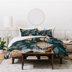 NWOT DENY DESIGN Duvet Covet & Shams Queen Size